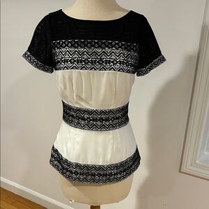 Catherine Malandrino Elegant Black and White lace Women's Top